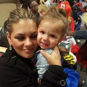 Meet your Posher, Magdalena